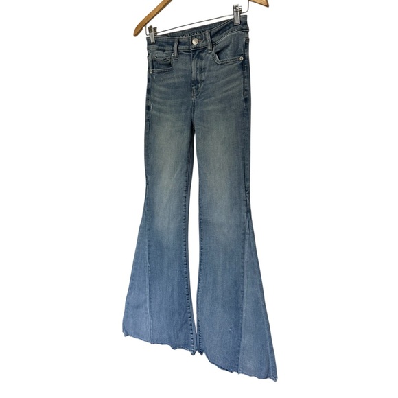 American Eagle Next Level Stretch Festival Flare Jeans Size 8 - Picture 5 of 9